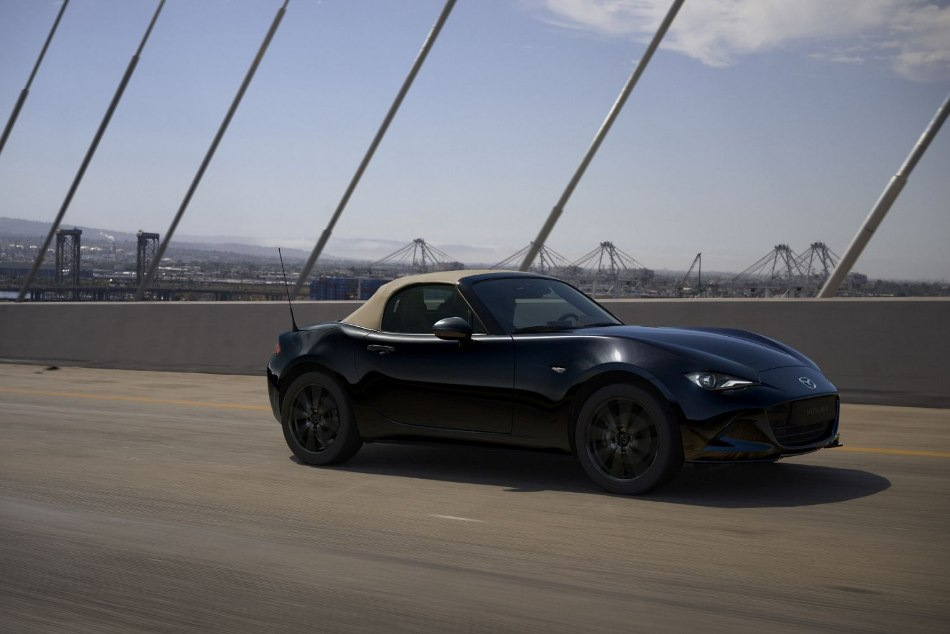 Mazda MX-5 Roadster: Opdateret facelift af en legende