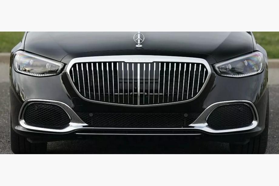 Mercedes S-сlass W223 2020– Maybach frontgrill Image