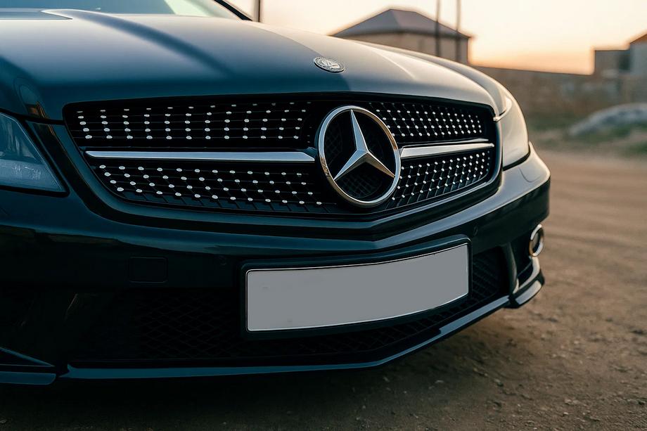 Mercedes SL R230 2001–2011 Frontgrill Diamond Black (2008-2011) Image