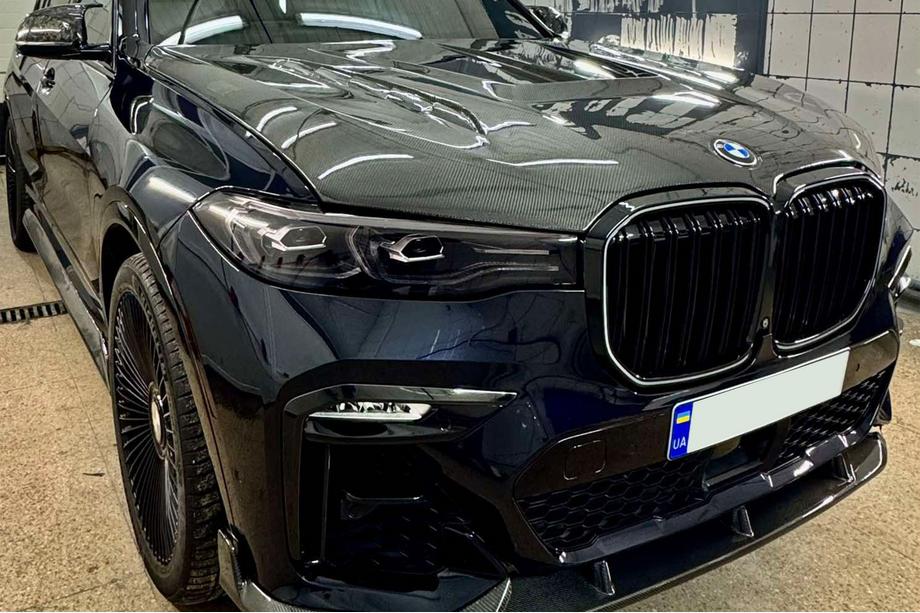 BMW X7 G07 2019– Motorhjelm (carbon) Image