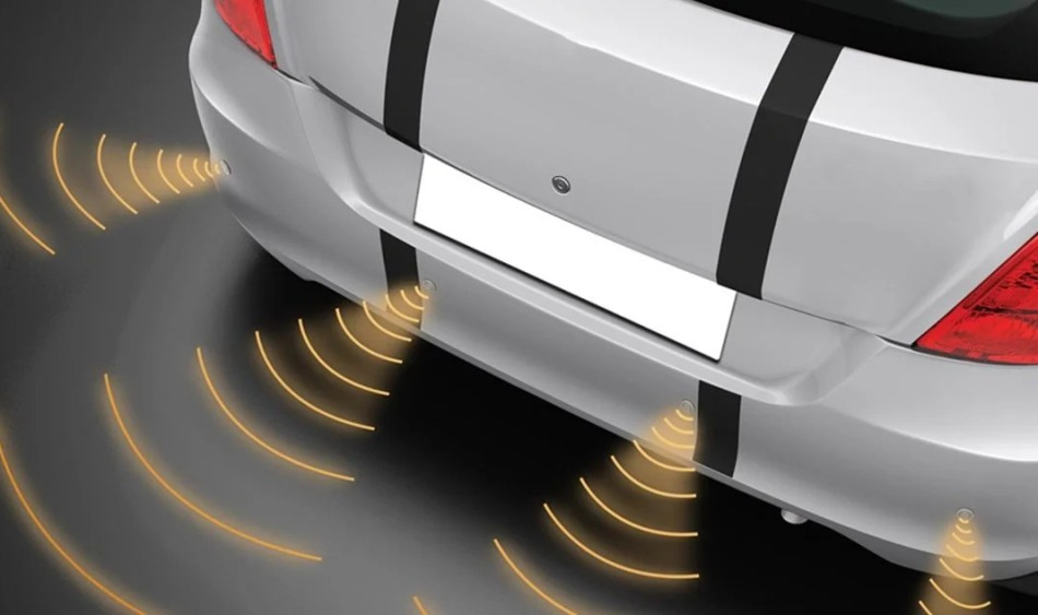 Hvad er en parkeringssensor i bilen, og hvordan virker den?
