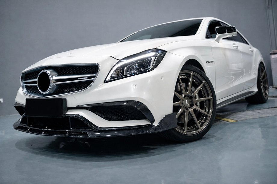 Mercedes CLS C218 2011–2018 Frontlæbe til kofanger Lip V2 (til CLS63 AMG SD 2015-2018, carbon) Foto 1