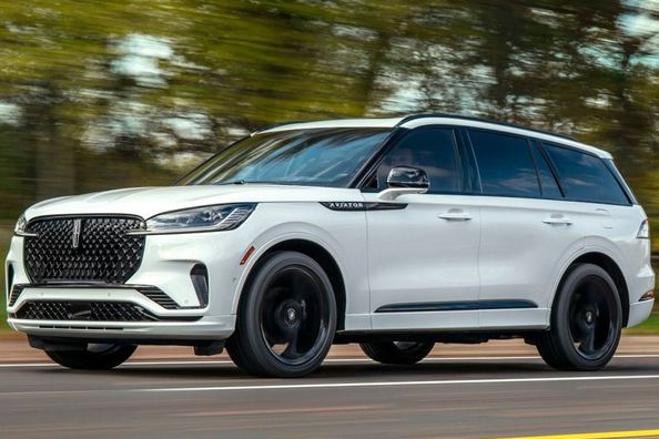 Lincoln Aviator 2025 anmeldelse: Opdateret bud på luksus Foto 1