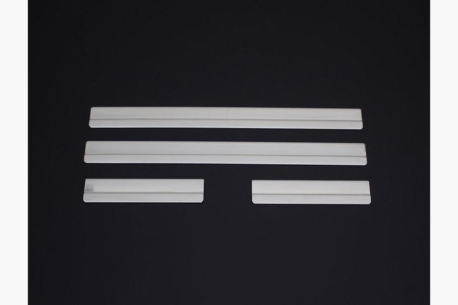 Volkswagen Polo 2001–2009 OmsaLine dørtrinslister (4 stk., rustfrit stål) Image