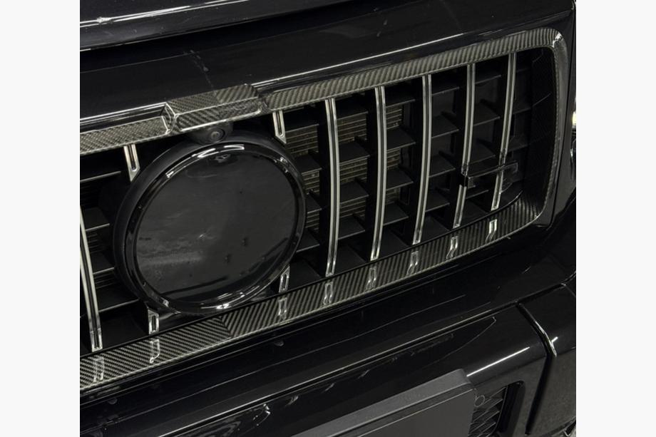 Mercedes G-Class W463 2018–2024 Kølergrill-ramme (Carbon) Image