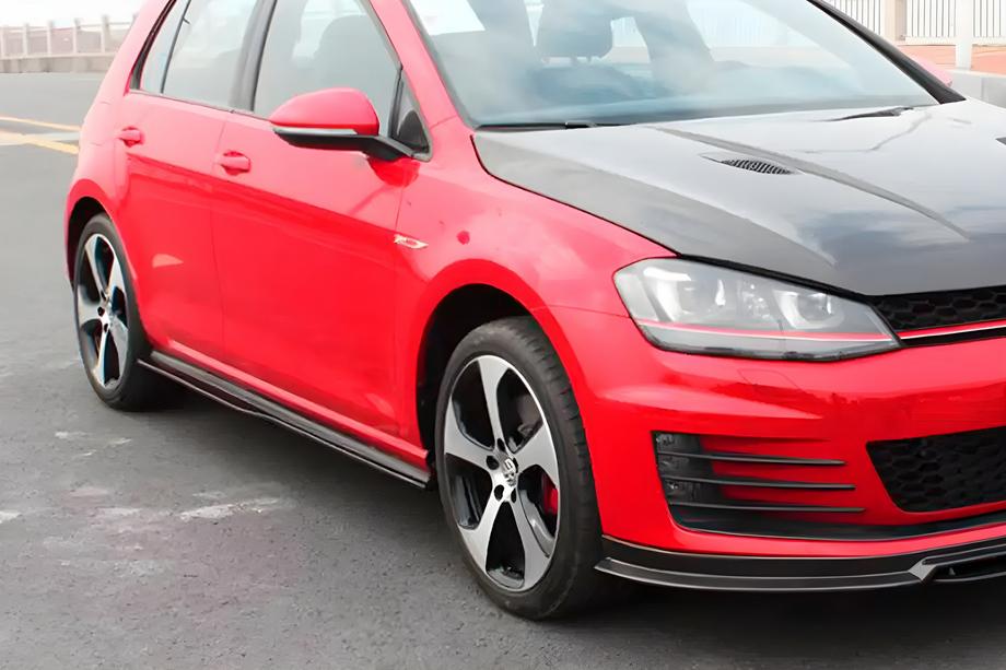 Volkswagen Golf 7/E-Golf 2012–2020 Sideskørter (til GTI HB 2012-2017, Carbon) Foto 1
