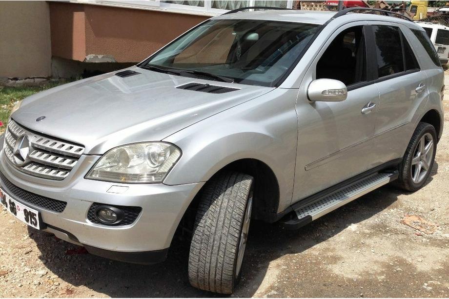 Mercedes ML W164 2005–2011 Sidetrin Allmond Grey (2 stk., aluminium) Foto 2