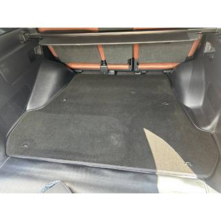 Tekstil bagagerumsmåtte Classic V-1 (5 sæder, sort) Toyota Land Cruiser 200 2007–2021 foto 2