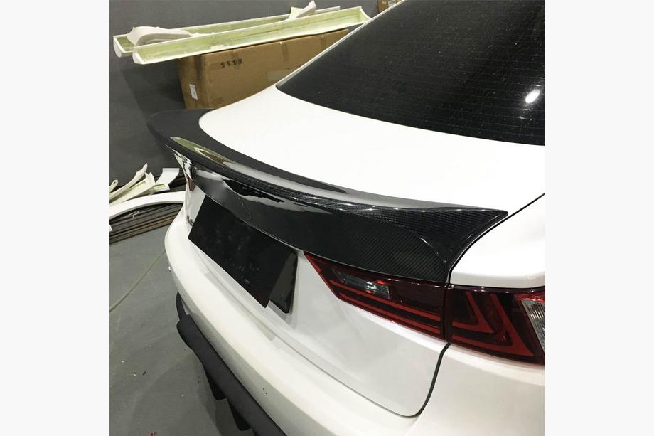 Lexus IS 2013– V4 spoiler (til 2013-2020, kulfiber) Foto 4
