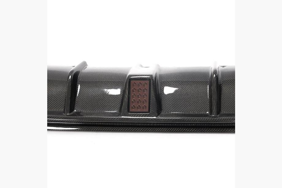 Infiniti Q50/Q60 2013–2024 V4 bagkofanger-diffuser (til Q50 Base/Sport 2014-2017, carbon) Foto 8