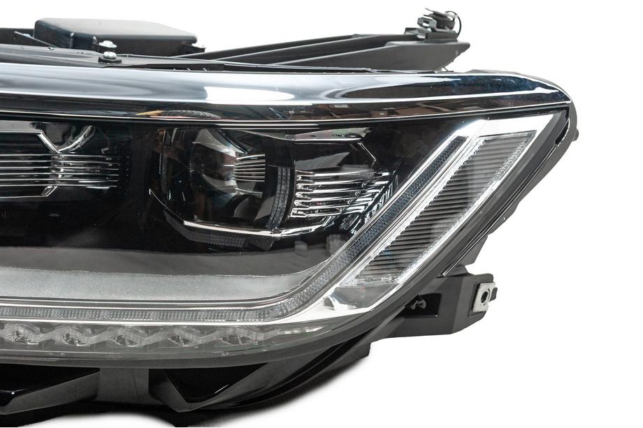 Volkswagen Passat B8 2015–2023 Forlygter FullLed (til EU, 2015-2019, 2 stk.) Foto 4