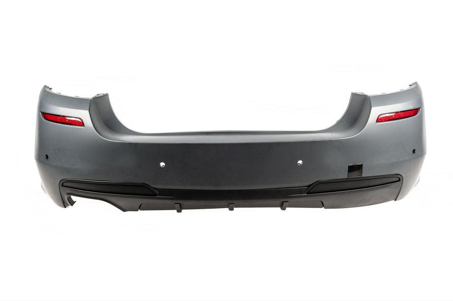BMW 5-serie F10/F11 2010–2016 Bagkofanger med M-Performance diffuser (til F10, til dobbelte udstødningsrør i én side) Image