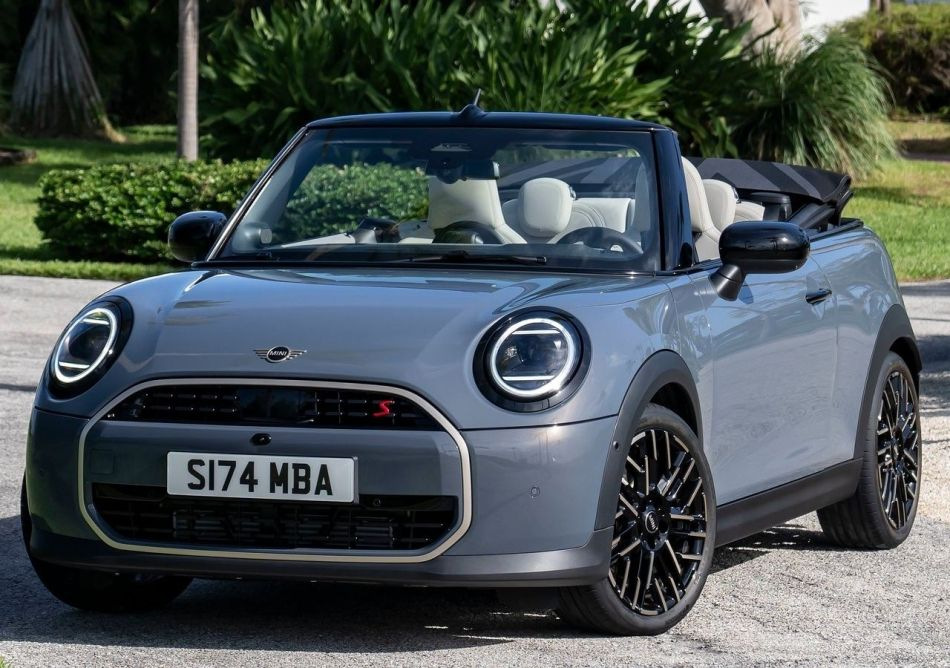 Test af Mini Cabrio: Åben køreglæde i bystil