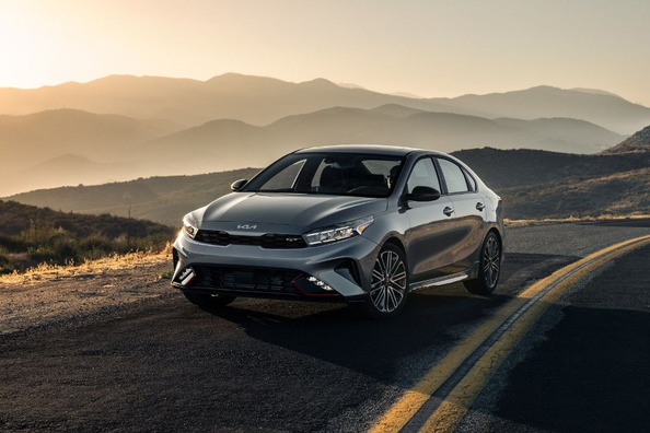 Opdateret Kia Forte: Anmeldelse af tredje generation sedan