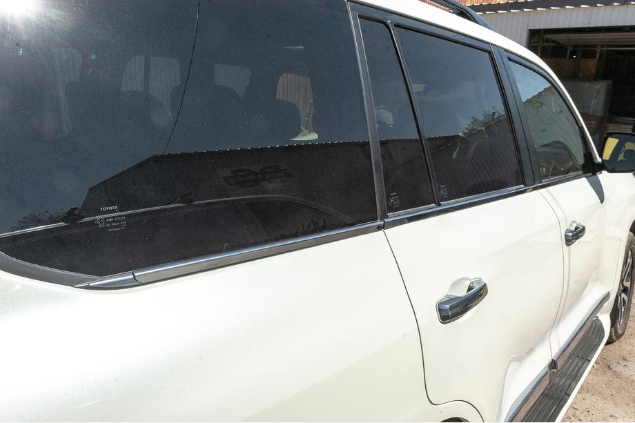 Toyota Land Cruiser 200 2007–2021 Vindueslister (6 stk., rustfrit stål) Foto 3