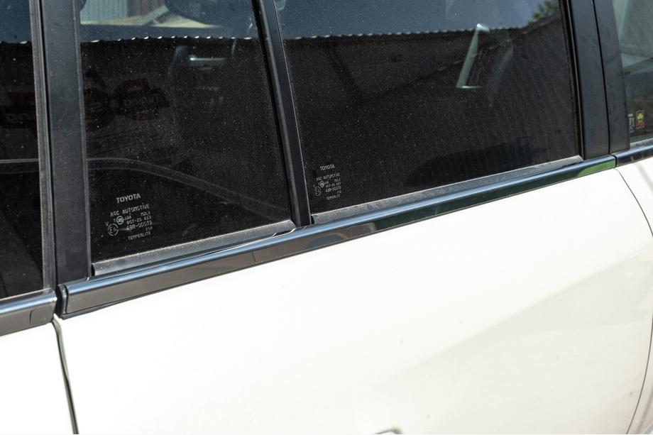 Toyota Land Cruiser 200 2007–2021 Vindueslister (6 stk., rustfrit stål) Foto 16