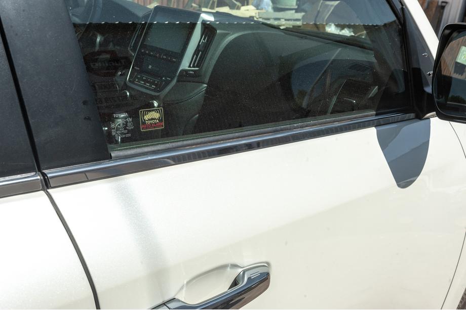 Toyota Land Cruiser 200 2007–2021 Vindueslister (6 stk., rustfrit stål) Foto 17