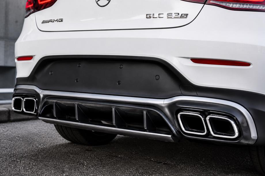 Mercedes GLC Coupé C253 2016–2023 Bageste diffuser med udstødningsender Silver (AMG63 design 2020-2022) Foto 2