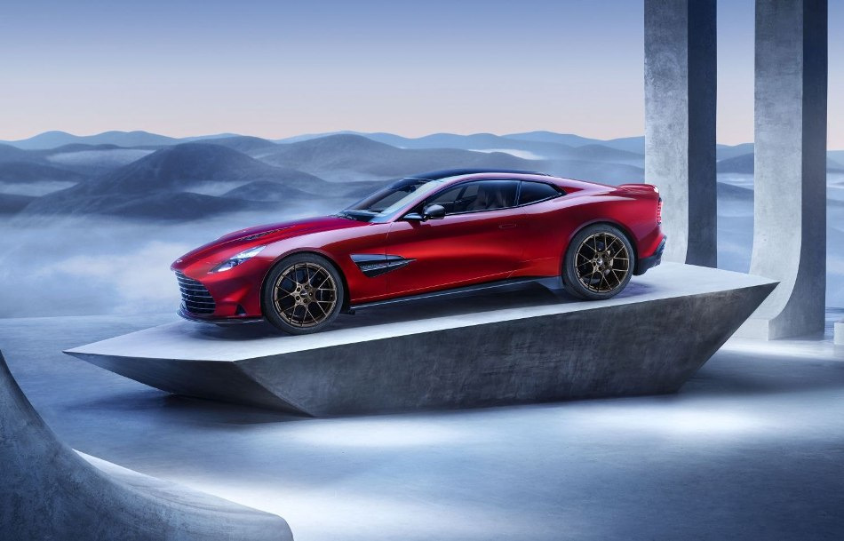 Aston Martin Vanquish III: britisk luksus og stil i sin essens