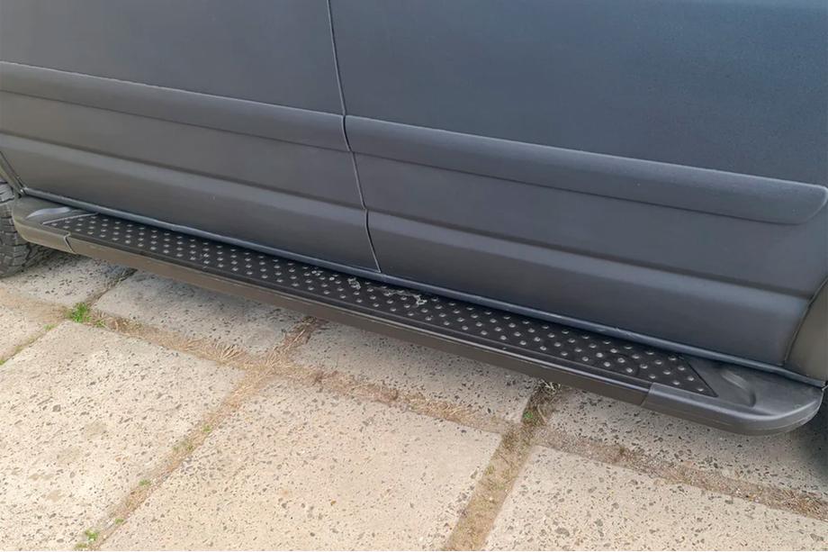 Volkswagen T5 Caravelle 2004–2010 Side trinbrætter X5-type sort (2 stk., aluminium) Foto 3