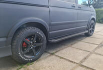 Volkswagen T5 Transporter 2003–2010 Allmond Black sidetrin (2 stk., aluminium) foto 1
