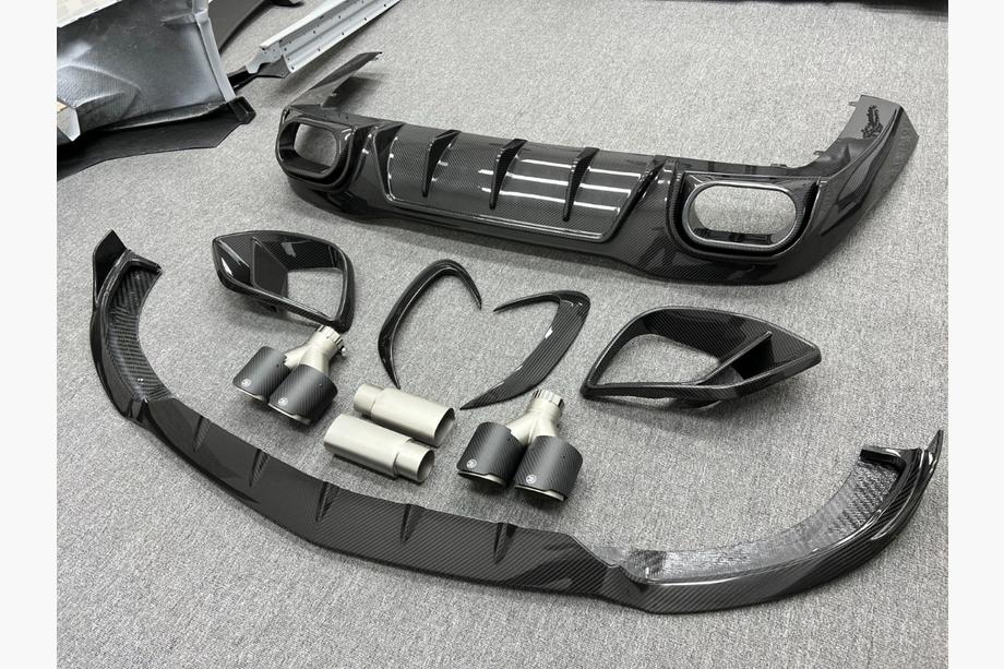 Mercedes AMG GT 4 X290 2018– BRB Carbon V2 bodykit-sæt (til GT53 2018-2022) Image