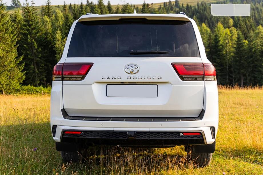 Toyota Land Cruiser 300 2021– Bagkofangerdiffuser GXR Sort farve Image