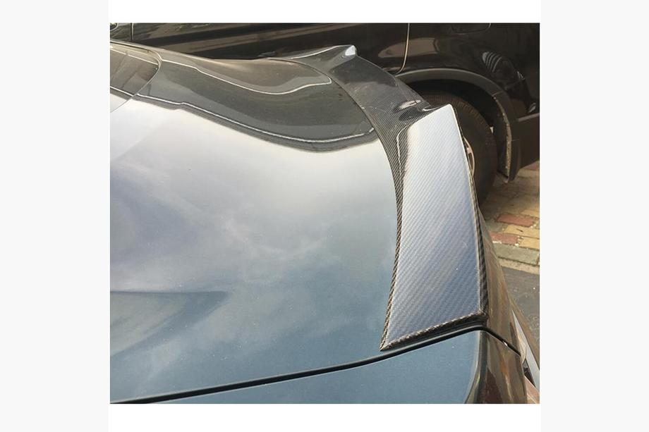 Ford Mustang 2015–2023 Spoiler V5 (Carbon) Foto 3