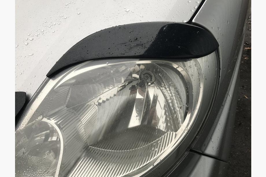 Renault Trafic 2001–2015 Fly-style forlygteøjenlåg Foto 3