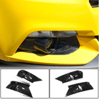 Ford Mustang 2015–2023 Tågelygte covers V2 (2015-2017, Carbon) foto 1