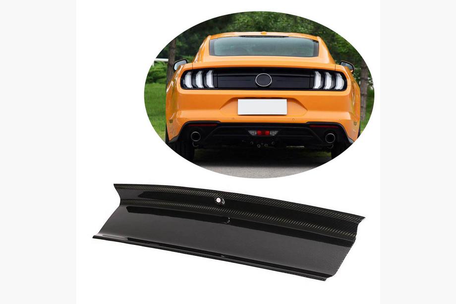 Ford Mustang 2015–2023 Bagklapsbeklædning (Carbon) Image