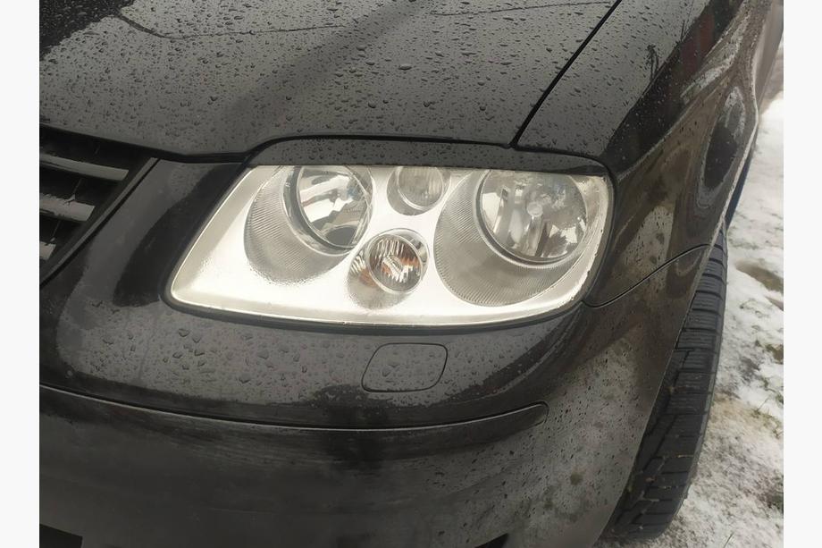 Volkswagen Caddy 2004–2010 Øjenlåg til forlygter (sort) Image