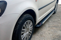 Volkswagen Caddy 2004–2010 Sidetrin Red-style (2 stk., alu) Maxi-basis foto 1