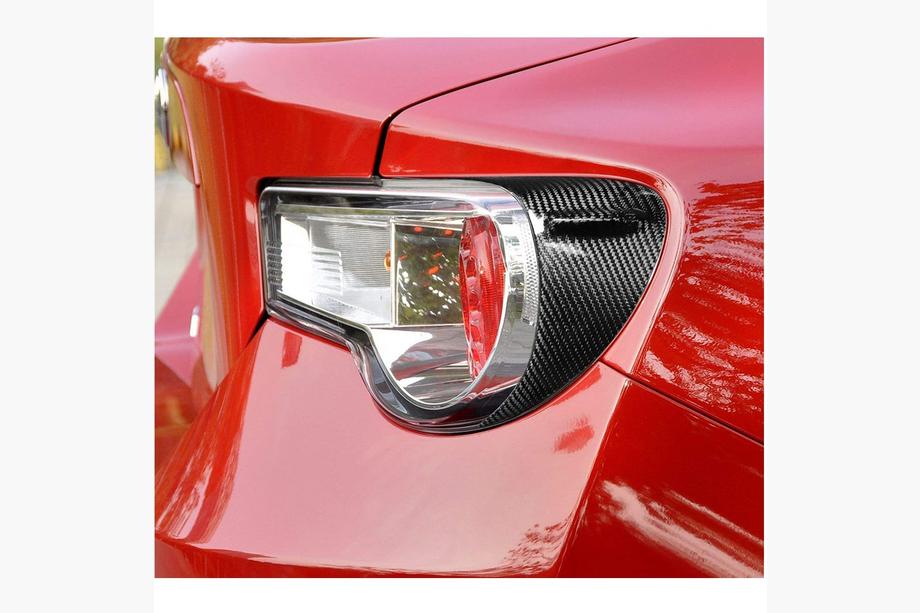 Subaru BRZ 2012–2021 Kulstof baglygtekåber Foto 3