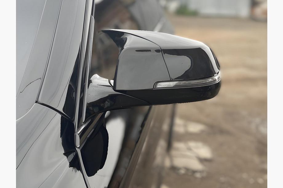 BMW 6-serie F12/F13/F06 2011–2018 Spejlkåber 2015-2018 M-Look (med clips, 2 stk) Image