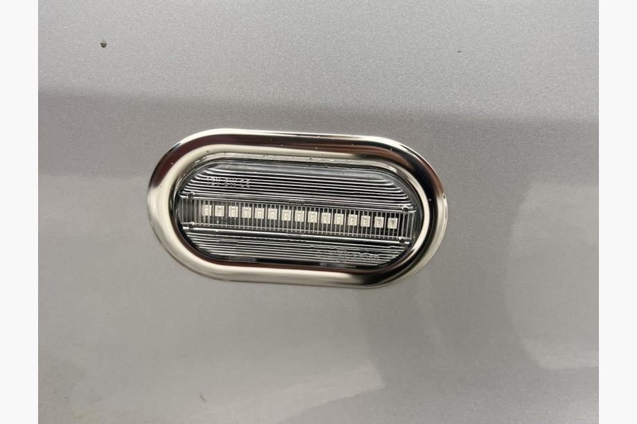 Volkswagen Caddy 2004–2010 Covers til sideblinklys i rustfrit stål (2 stk.) Image