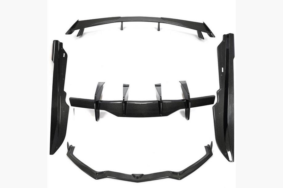 Chevrolet Corvette C8 2019– Bodykit-sæt (2019-2022, carbon) Image