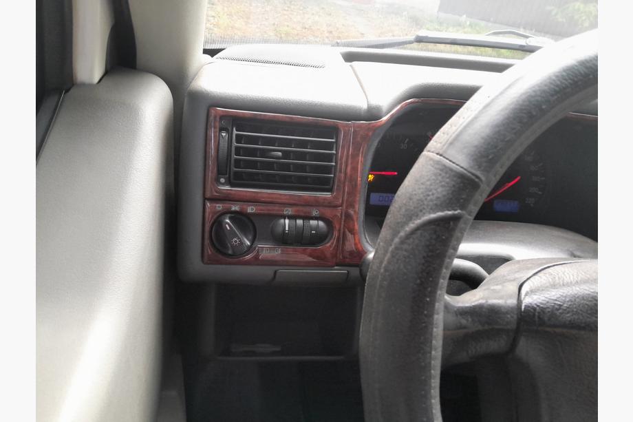 Volkswagen T4 Transporter 1990–2003 Instrumentbordbeklædning (1999-2003) Foto 14