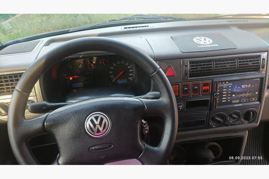 Volkswagen T4 Transporter 1990–2003 Instrumentbordbeklædning (1999-2003) Foto 3