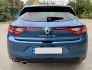 Renault Megane IV 2016–2025 Megane modelbetegnelse emblem 908923633r (270 x 25 mm) foto 1