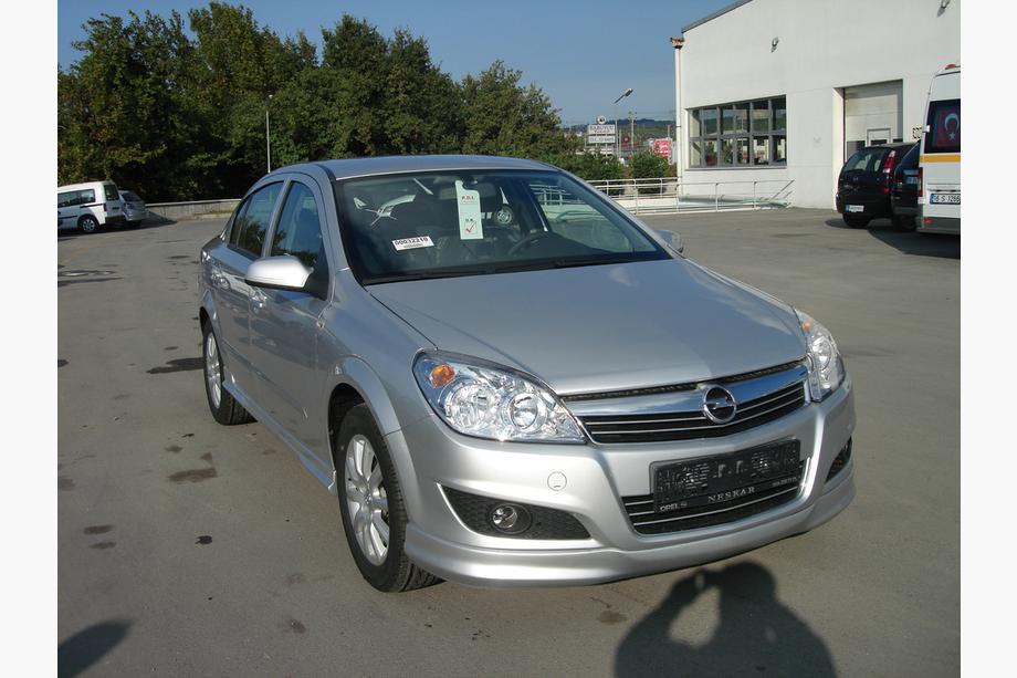 Opel Astra H 2004–2013 Front nedre læbespoiler Sedan (til lakering) Foto 2