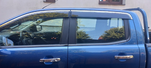 Ford Ranger 2011–2022 Vindafvisere til sideruder med kromliste Niken Luxury (2015-2022, 4 stk) foto 2
