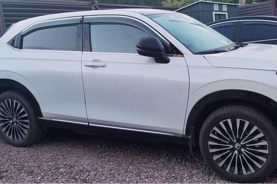 Honda eNS1 2022– Vindafvisere med kromliste Niken Luxury (EU/Asia, 4 stk.) Image
