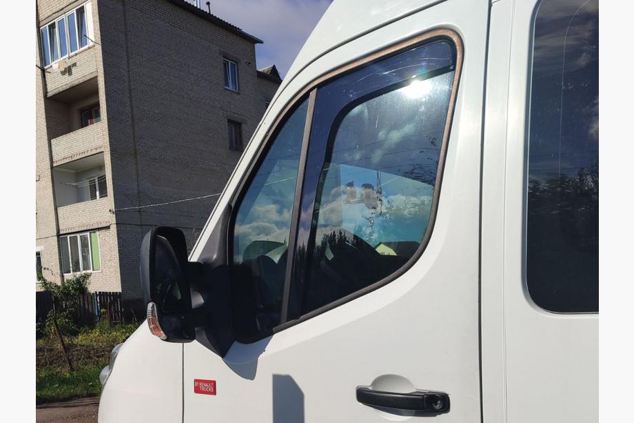 Opel Movano 2010–2021 Vindafvisere til vinduer, indstiksmodel Niken Luxury (2 stk.) Image