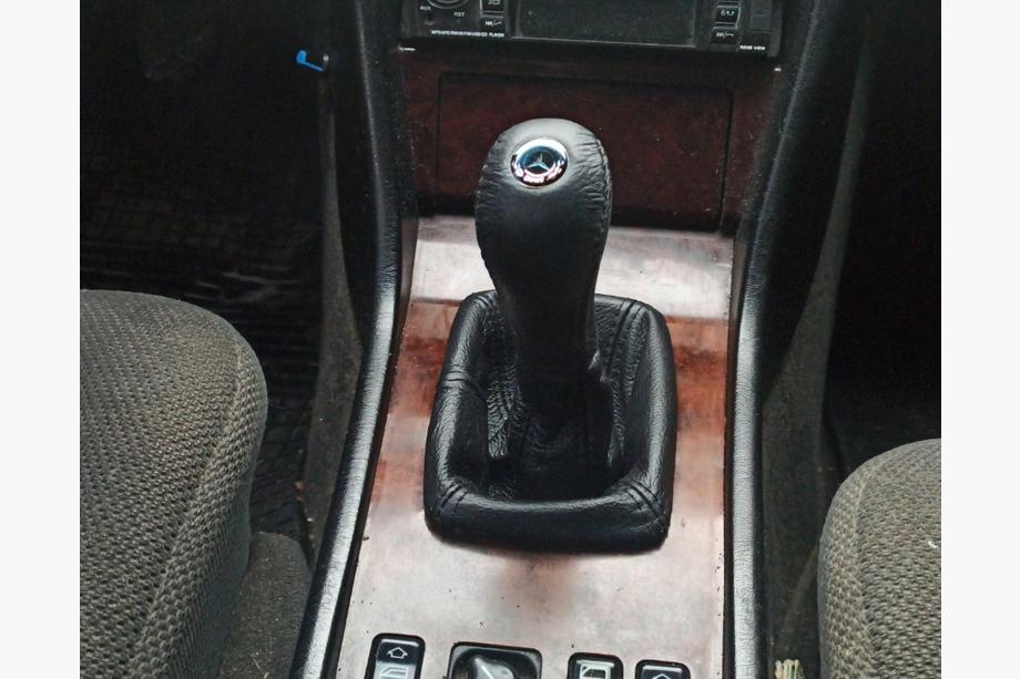 Mercedes E-klasse W124 1984–1997 Gearknop med manchet i læder Foto 2