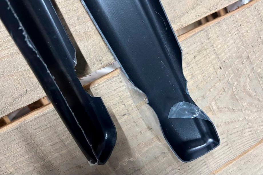 BMW 5-serie F10/F11 2010–2016 Udsalg Side skirts DPT V-1 (sort højglans) Foto 2