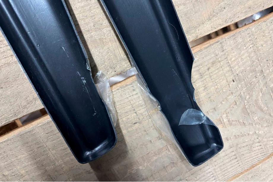 BMW 5-serie F10/F11 2010–2016 Udsalg Side skirts DPT V-1 (sort højglans) Foto 3