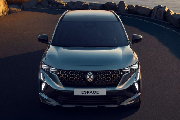 Renault Espace 2025: Test af den opdaterede familiebil