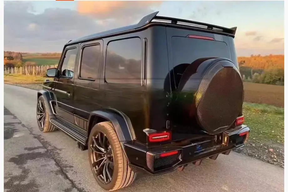 Mercedes G-Class W463 2018–2024 Bagkofanger-diffuser V2 (til G63 AMG, carbon) Image