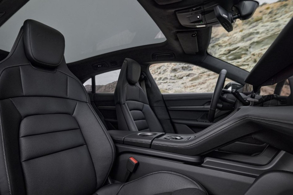 Porsche Taycan Cross Turismo 2024: Anmeldelse af elektrisk stationcar Foto 6